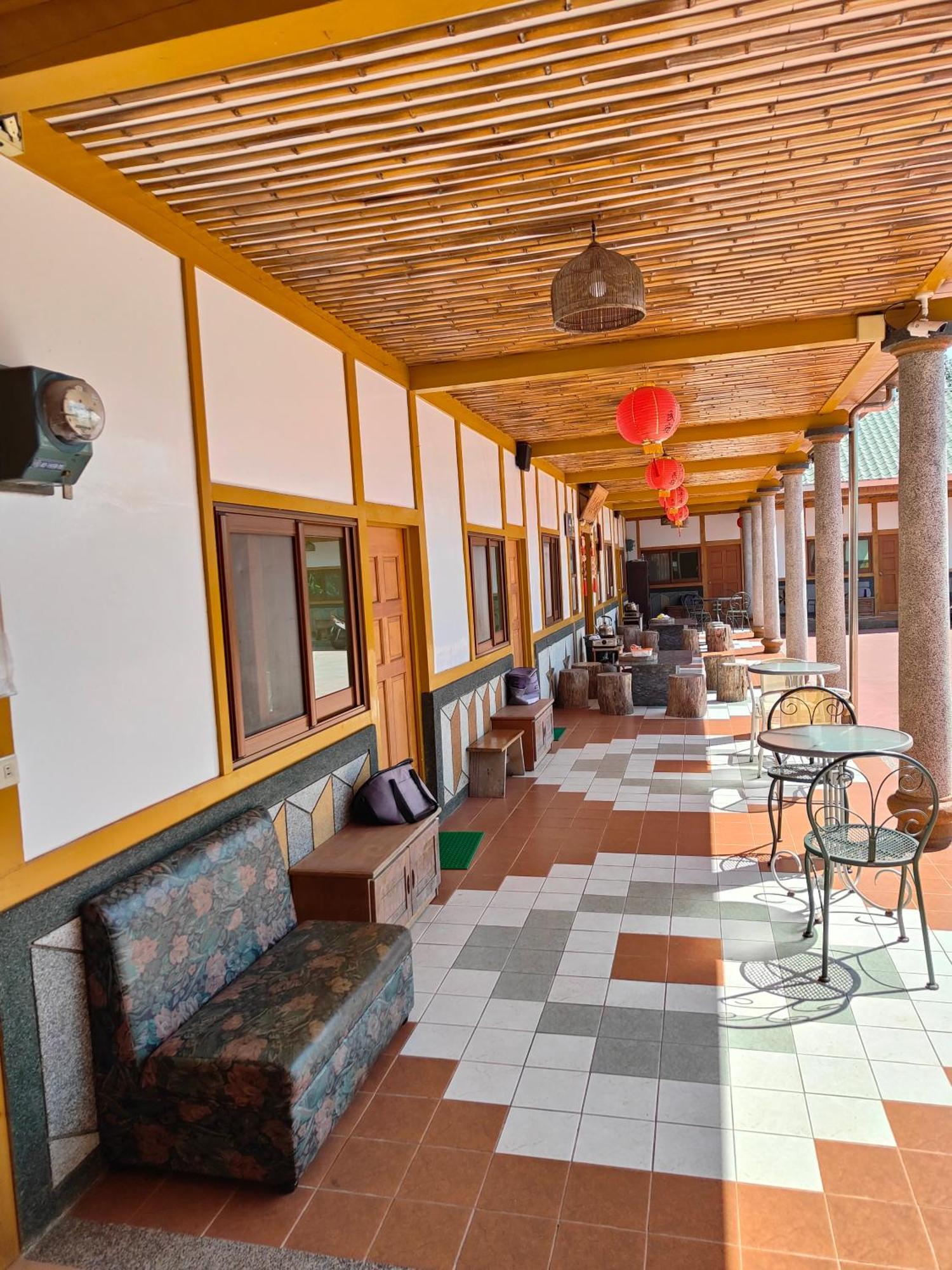 Chang Qing Ju Homestay Фенчиху Екстериор снимка